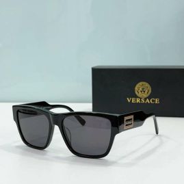 Picture of Versace Sunglasses _SKUfw54317189fw